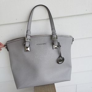 Micheal Kors tote bag